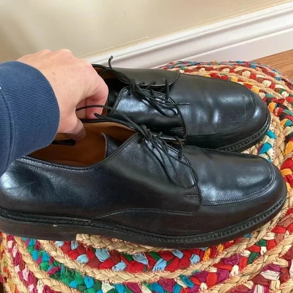 Allen Edmonds Brentwood Black Shoes - Picture 4 of 9